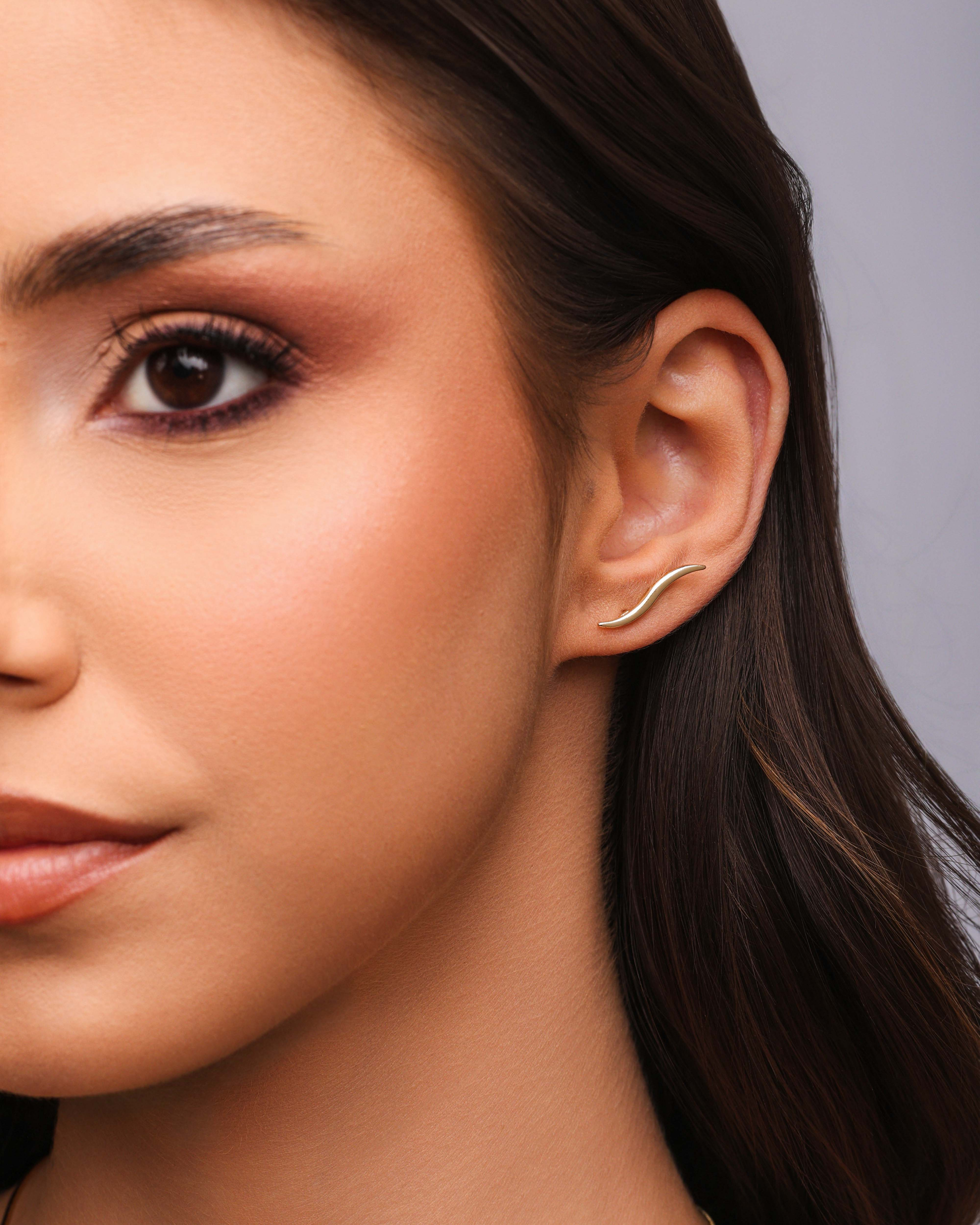 Brinco Ear Cuff Ondulado | Dourado